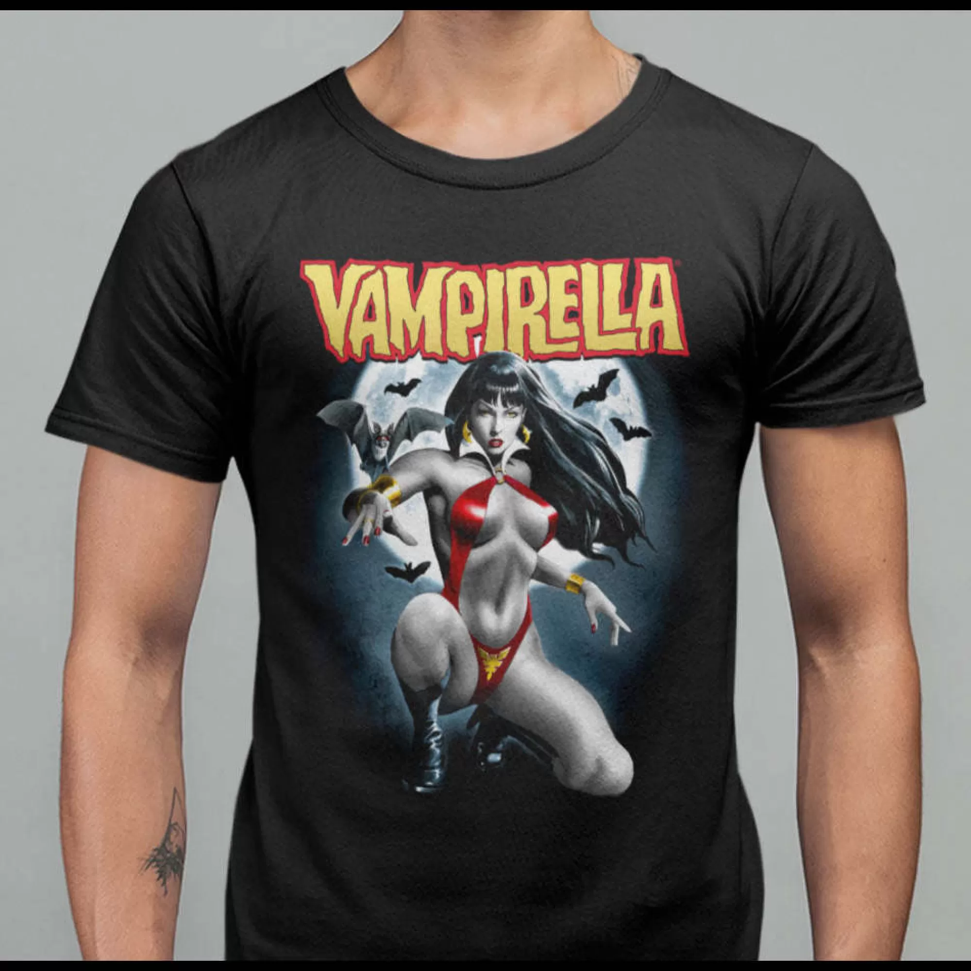 V1 T-Shirt<Vampirella Hot